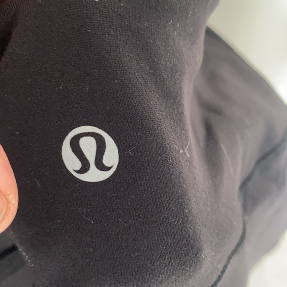 lululemon size 4 tribal leg pants - Picture 3 of 5